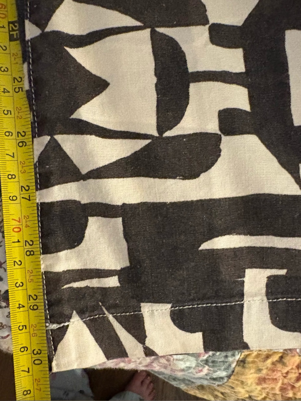 Kut from the Kloth MEG - Black & Cream Abstract Wide Leg Pants - Picture 4 of 6